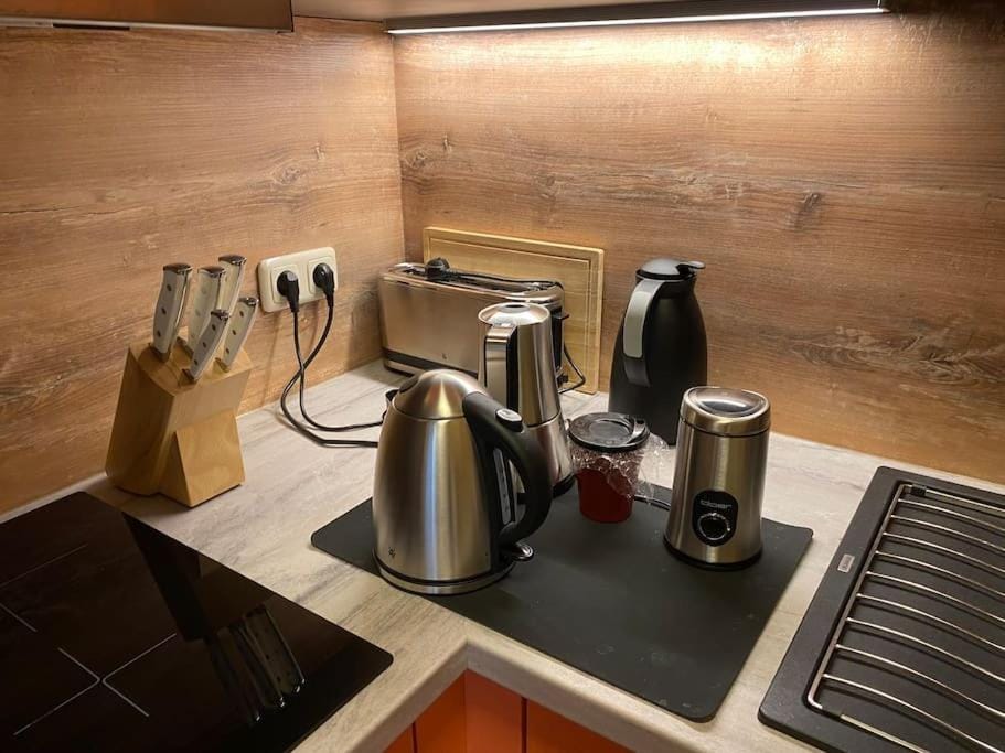 Coffee/tea facilities, Kitchen or kitchenette, toaster