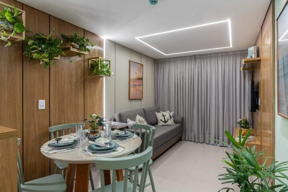 TV and multimedia, Seating area, Dining area