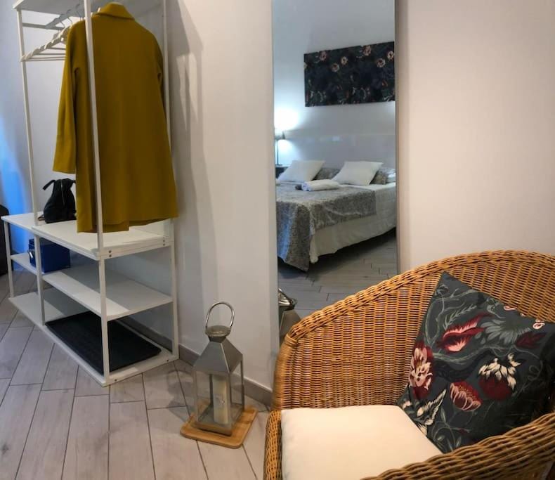 Bed, Bedroom, safe, wardrobe