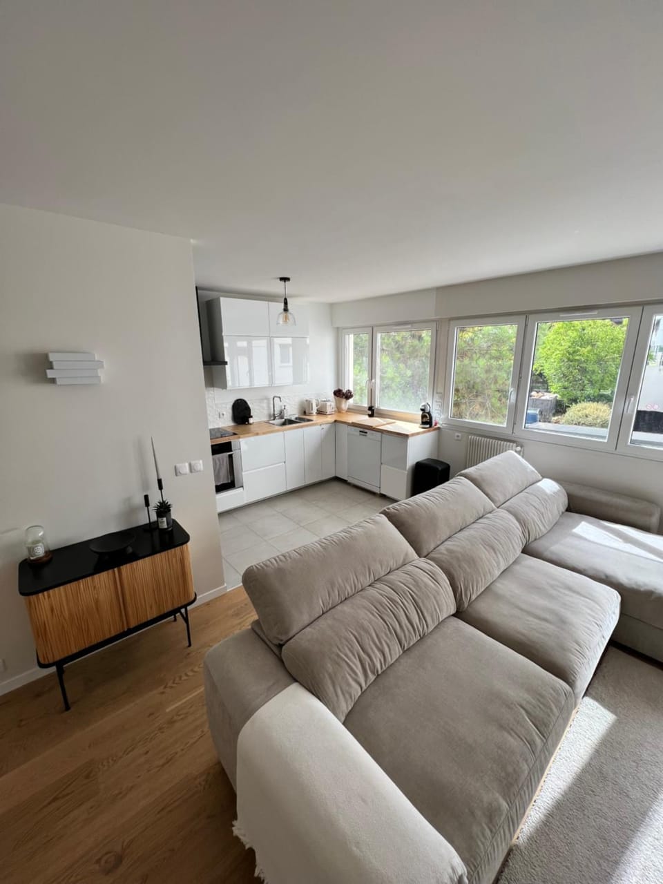Living room, Seating area