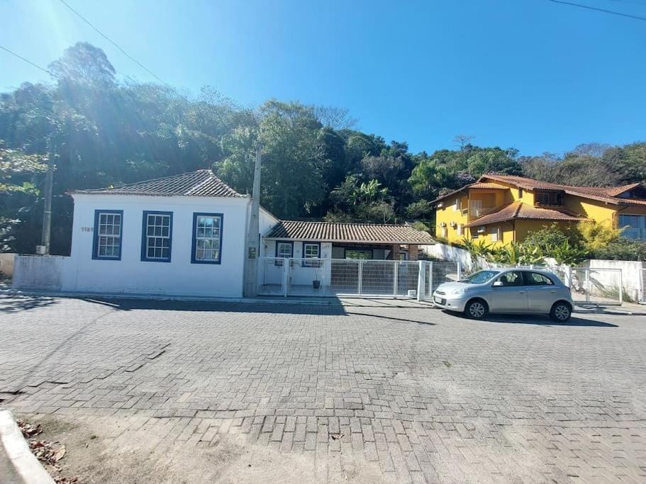 Property building, Street view
