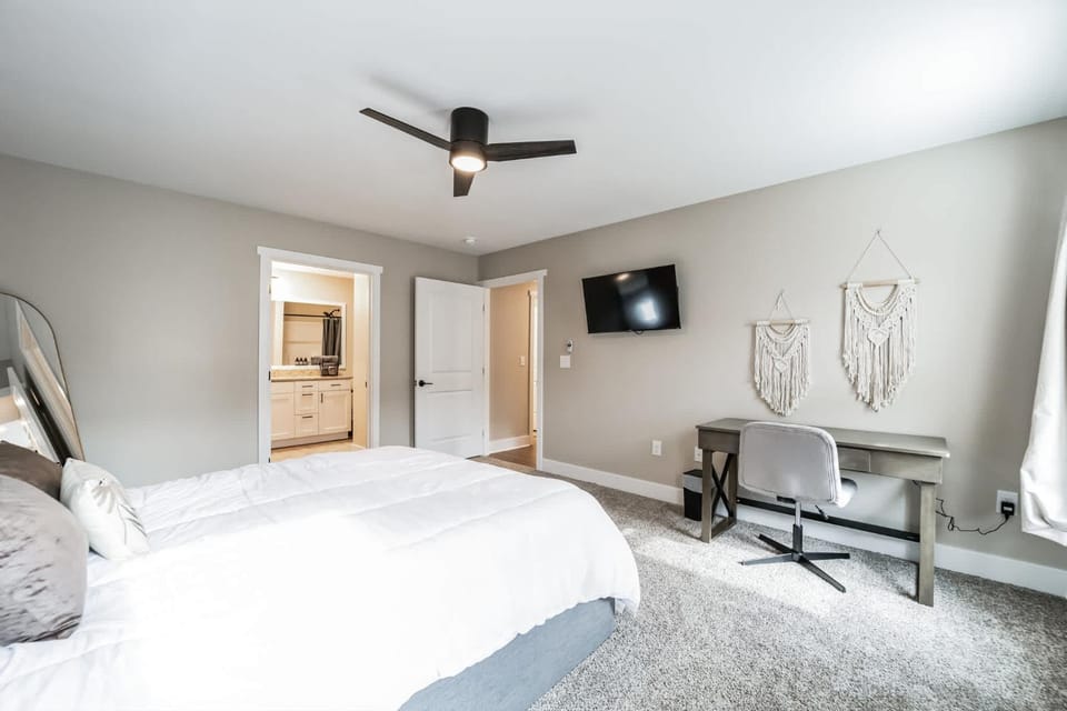 Serene 2-Bedroom Condo in Traverse City House in Michigan