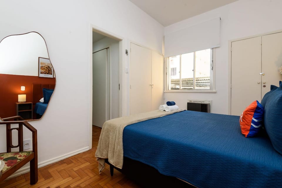 Carioca Charm: 1BDR 190m from the Beach|DU 183/706 Apartment in Rio de Janeiro