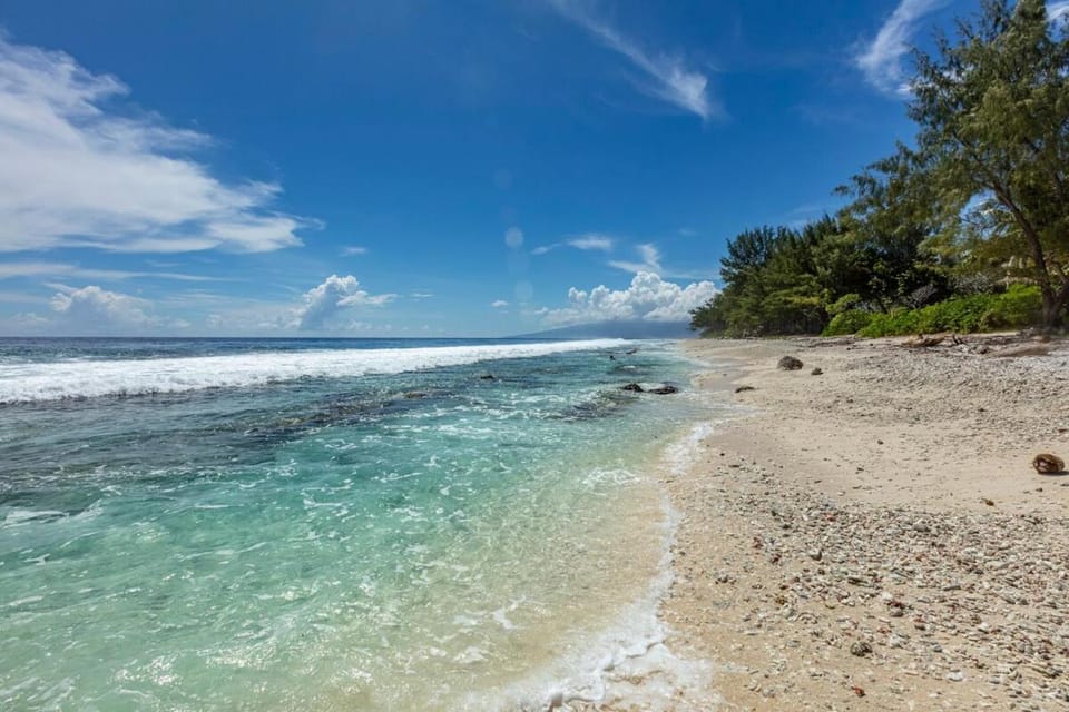 Nearby landmark, Day, Natural landscape, Beach