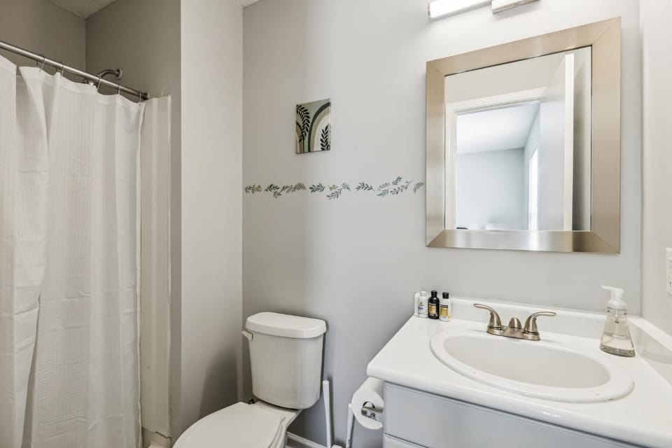 CB 3508-304 Fayetteville Oasis I Modern, Comfy Apartment in Fayetteville