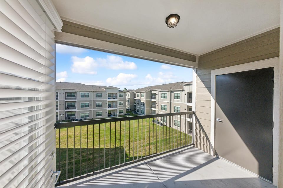 C Creek 10308 I Modern 2Bd Apt I Secure Property Apartment in Houston