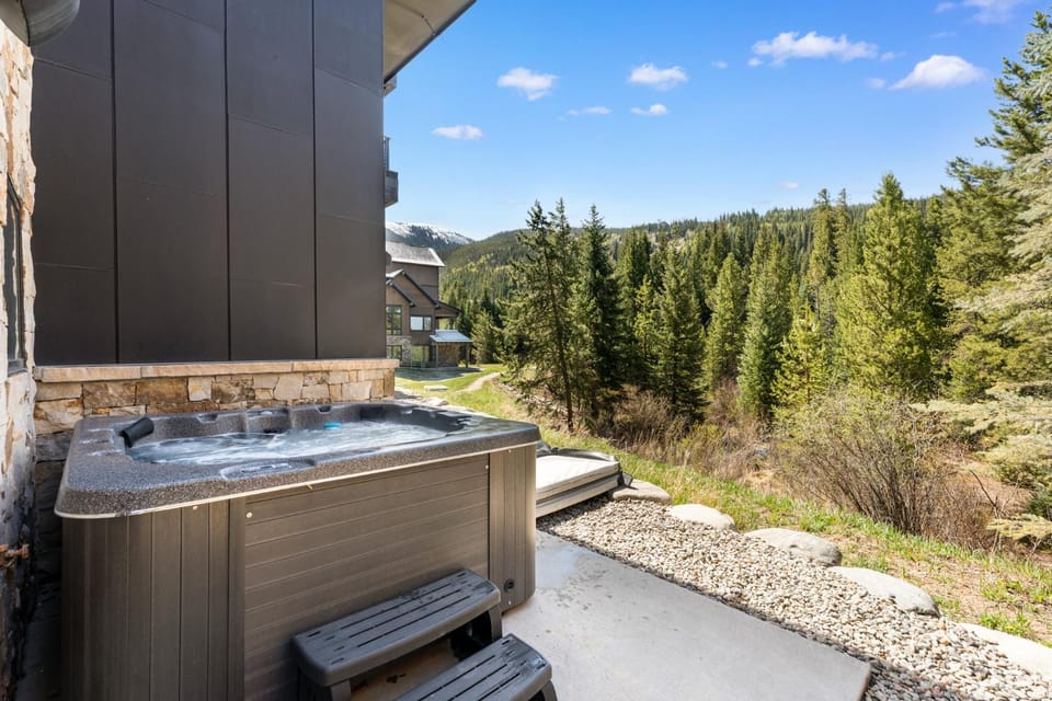 Inas Way Townhomes Unit A Villa in Keystone
