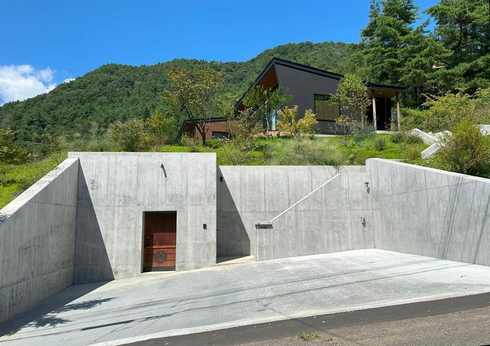 Property building, Parking