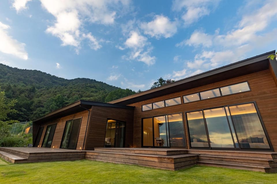 Villa Yamagara with lake view Villa in Shizuoka Prefecture
