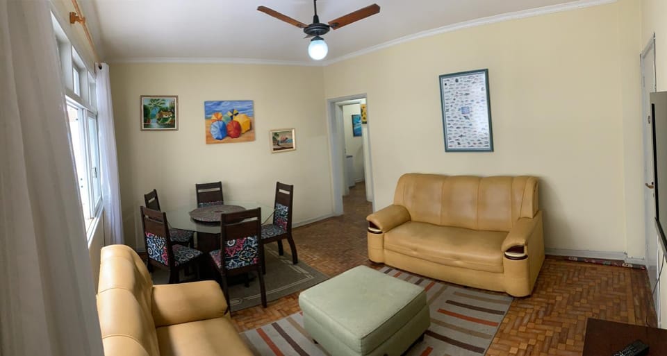 Communal lounge/ TV room, Living room, Seating area