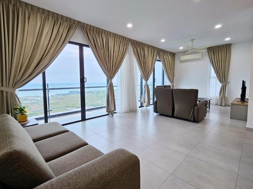 Penthouse Atlantis Melaka 12 pax Apartment in Malacca