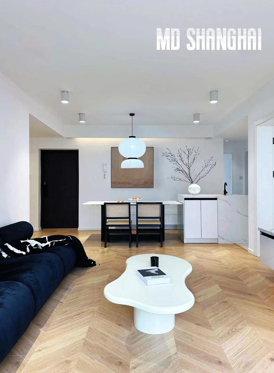 TV and multimedia, Kitchen or kitchenette, Living room, Seating area