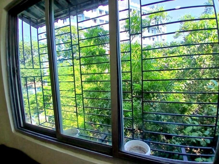 Studio Room Close to Quest Mall Apartment in Kolkata