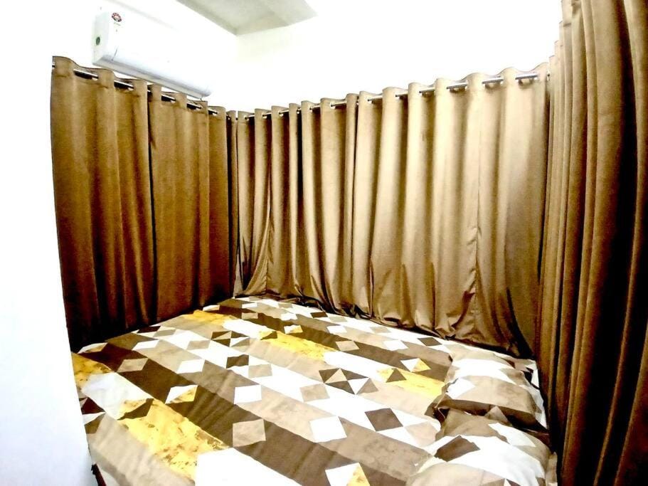 Studio Room Close to Quest Mall Apartment in Kolkata