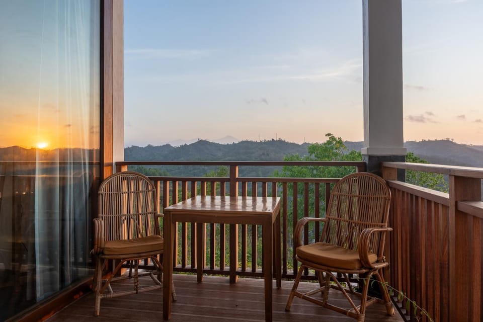 View (from property/room), Balcony/Terrace, Garden view, Mountain view