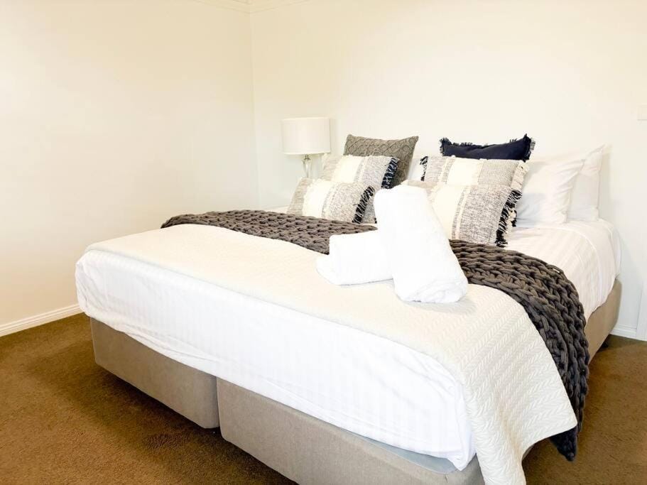 The Travers Traveller House in North Wagga Wagga