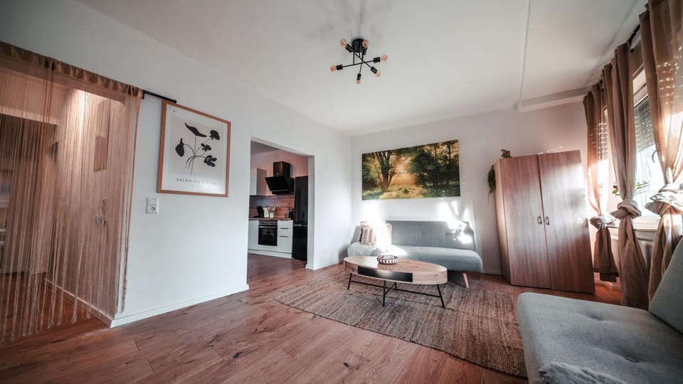 Kitchen or kitchenette, Living room, heating, heating, internet, internet, stove, stove, kitchen, kitchen