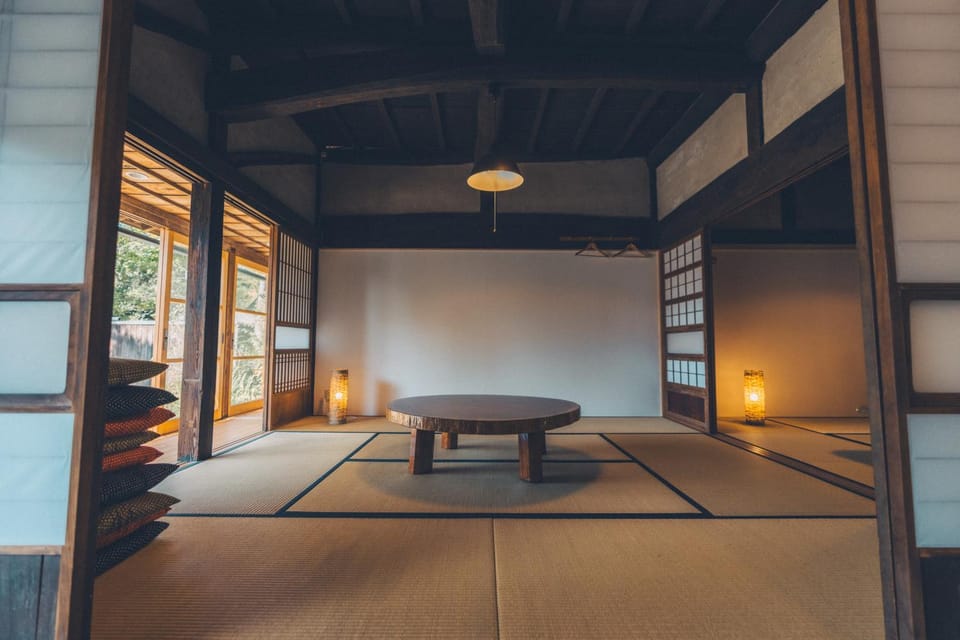 Living room, Photo of the whole room