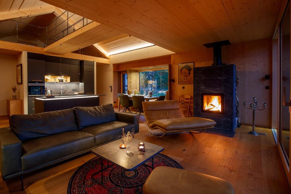 Living room, fireplace