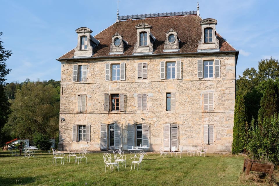 Property building, Garden, Garden, Balcony/Terrace