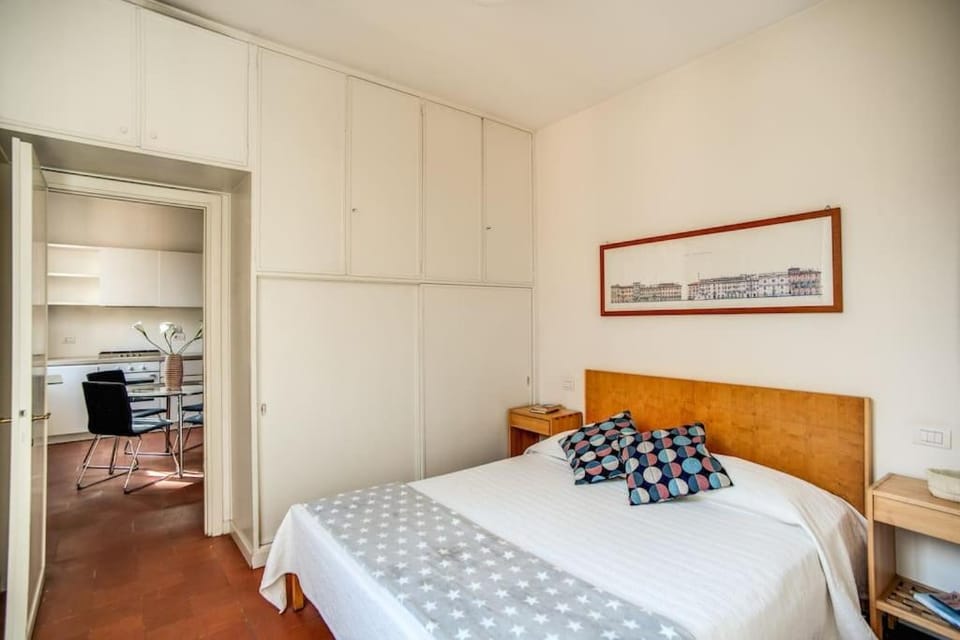 Bedroom, wardrobe