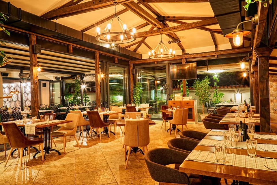 Restaurant/places to eat