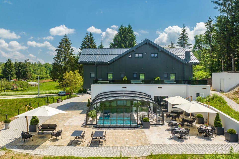 Property building, Swimming pool