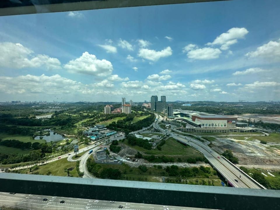 Natural landscape, City view