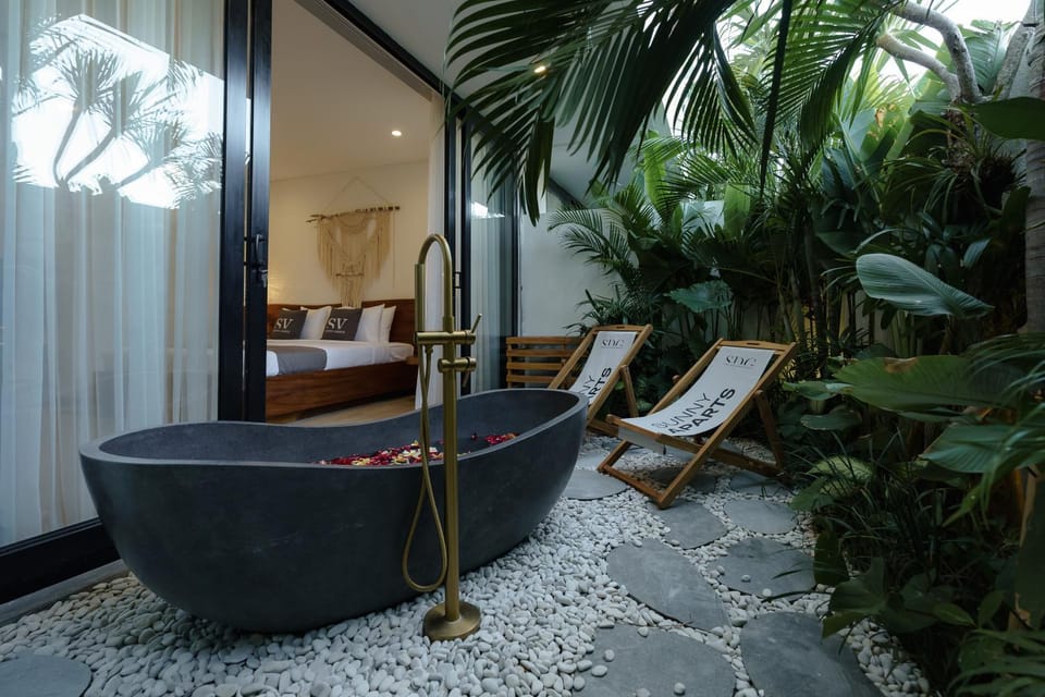 Garden, View (from property/room), Balcony/Terrace