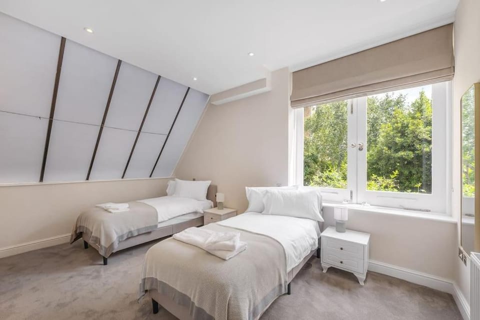 New 3Bed in Knightsbridge Apartment in City of Westminster