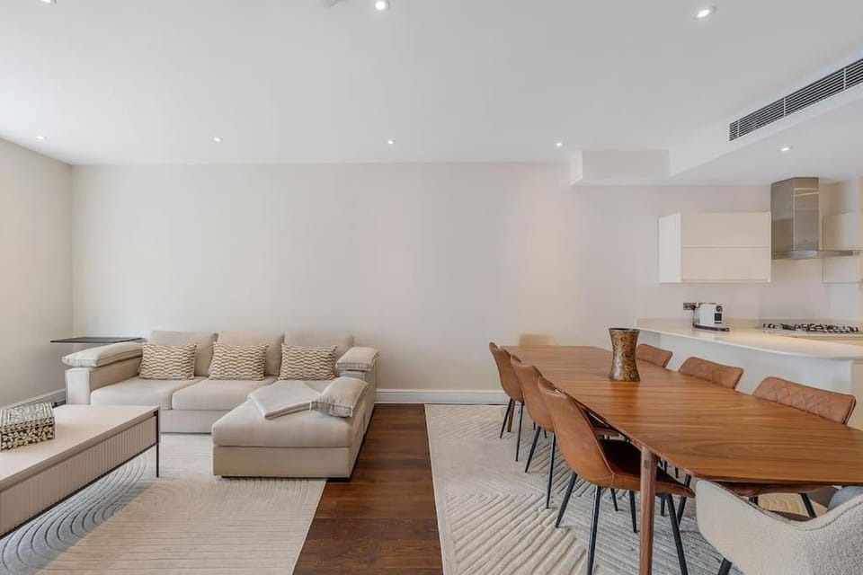 New 3Bed in Knightsbridge Apartment in City of Westminster