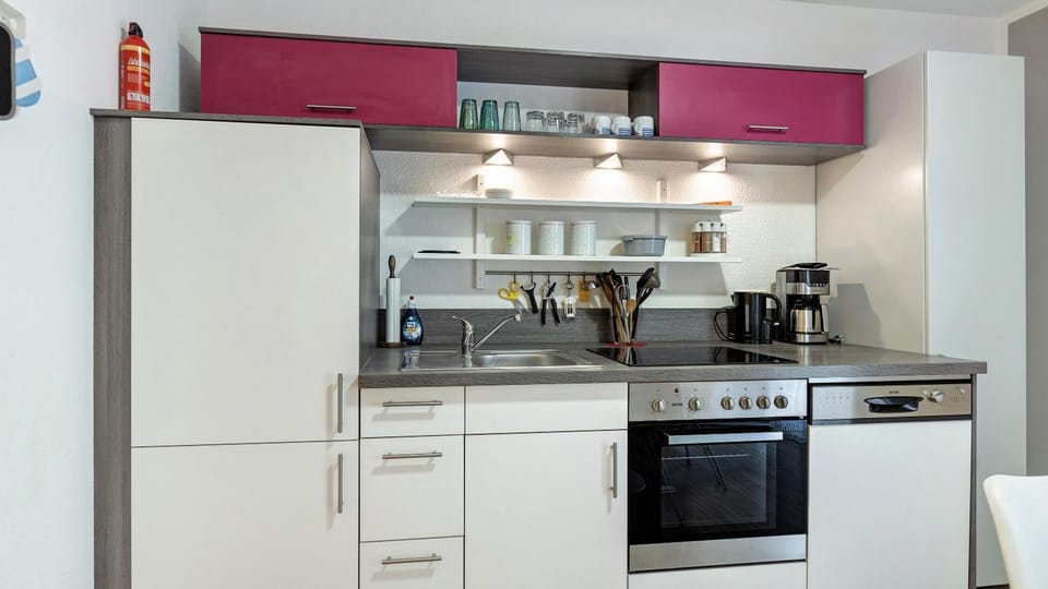 Kitchen or kitchenette, Living room