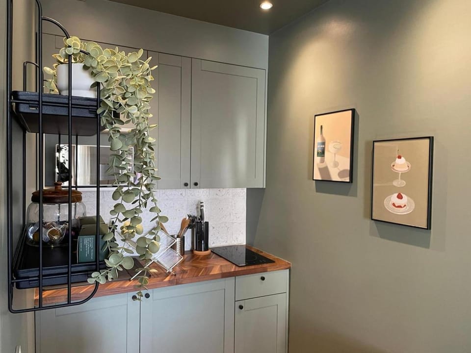 Coffee/tea facilities, Kitchen or kitchenette