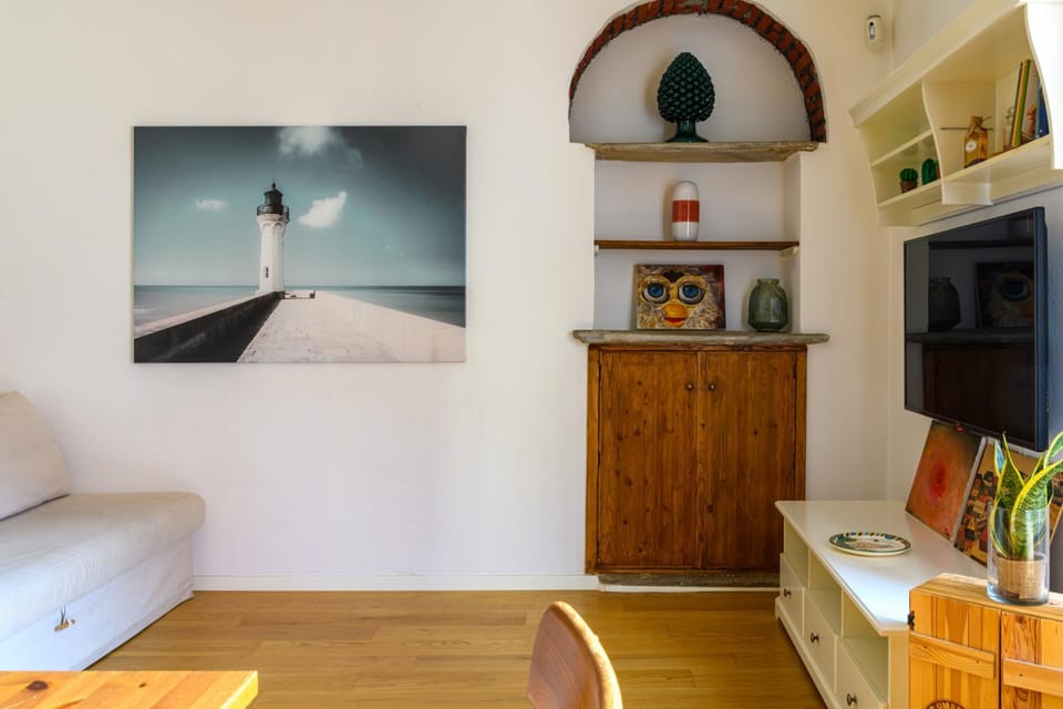 Communal lounge/ TV room, TV and multimedia, Evening entertainment