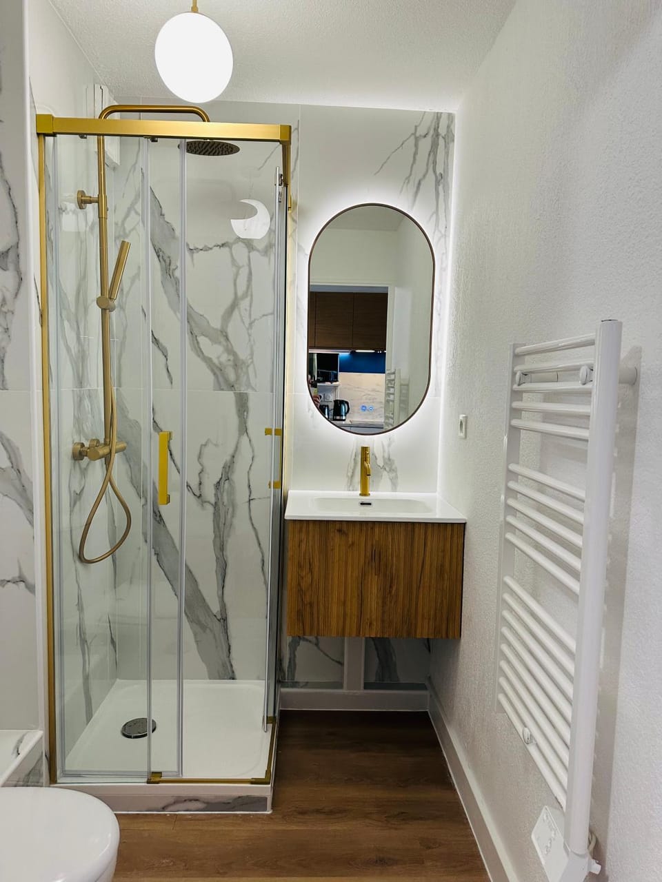Shower, Bathroom