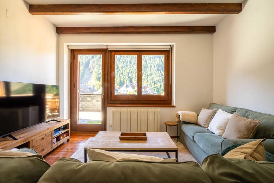 Mow's Snow Lodge - Pie de Pista en Baqueira- Beret Apartment in Baqueira