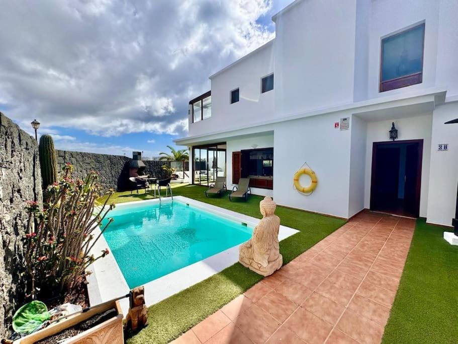 Villa Bali Villa in Playa Blanca
