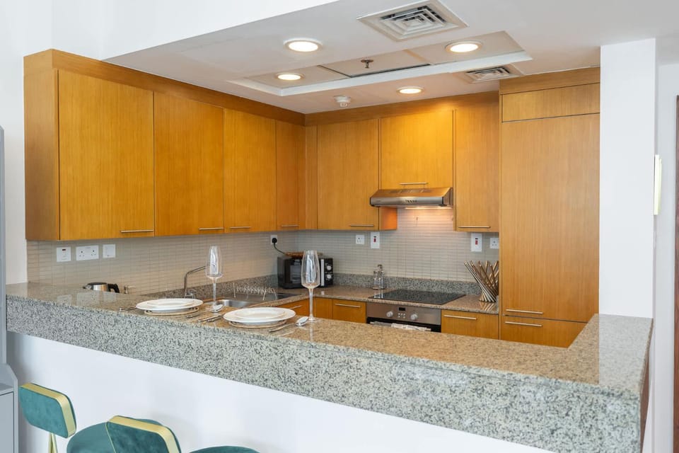 Free housekeeping visits during your stay - StayShort - Dazzling Studio in Business Bay with Stunning Views Apartment in Dubai