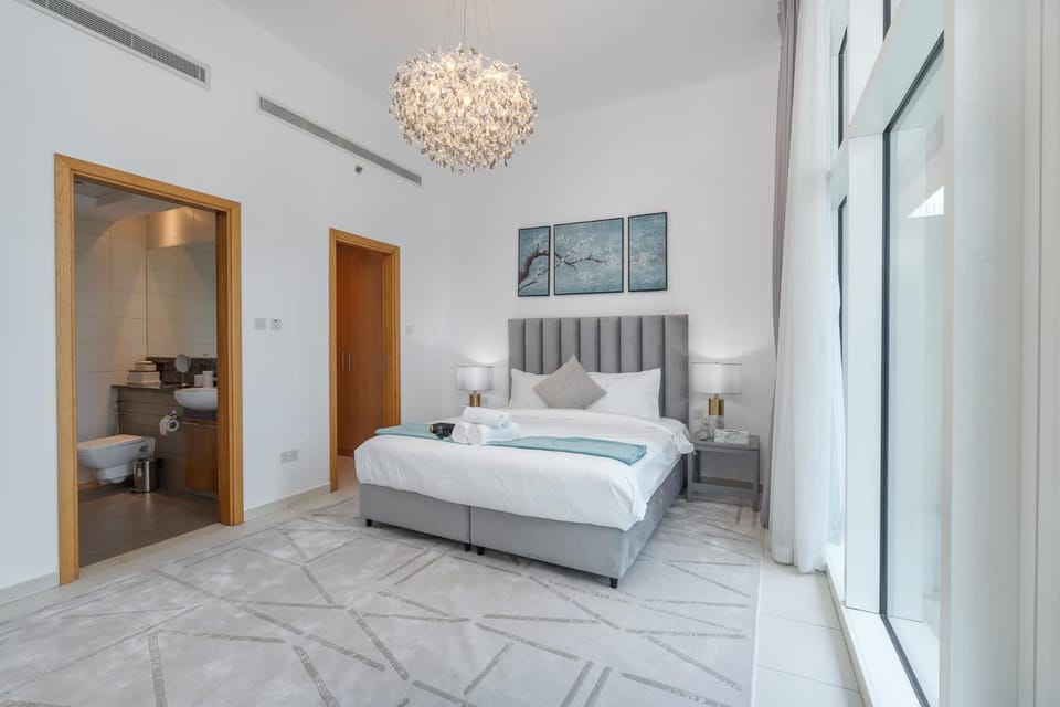 Free housekeeping visits during your stay - StayShort - Dazzling Studio in Business Bay with Stunning Views Apartment in Dubai