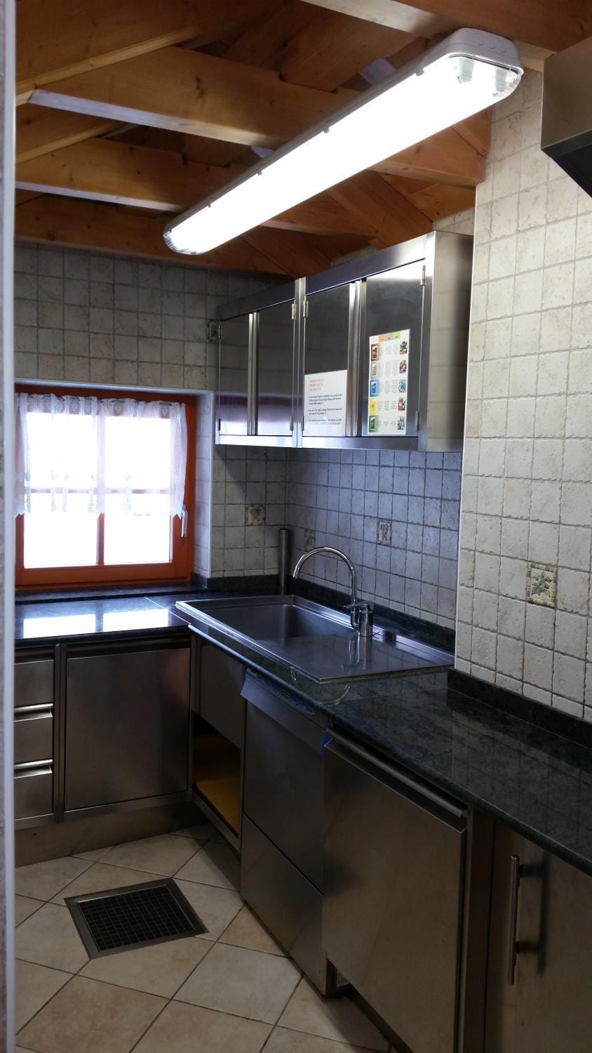 Kitchen or kitchenette