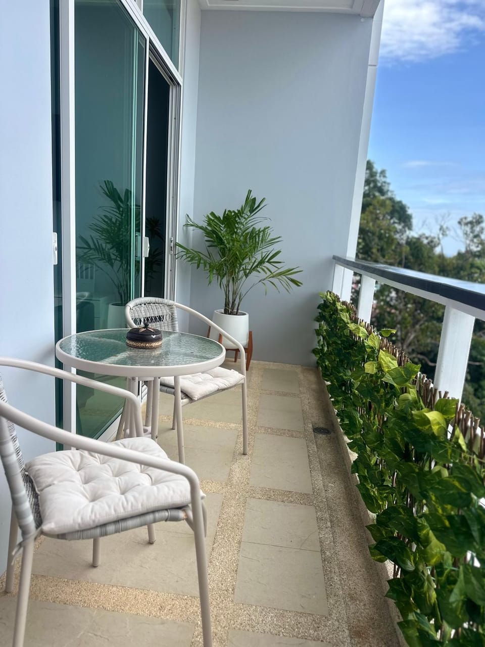 Apartment Karon SeaView 72 sq Apartment in Phuket