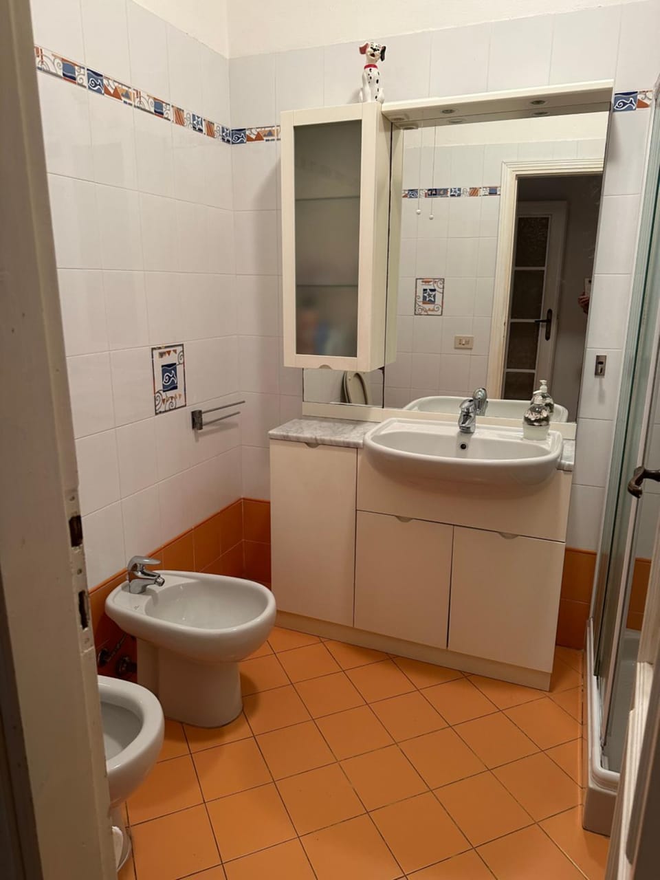 Shower, Toilet, bidet