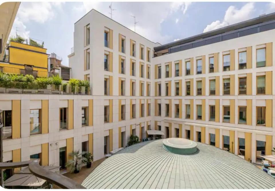 Inner courtyard view