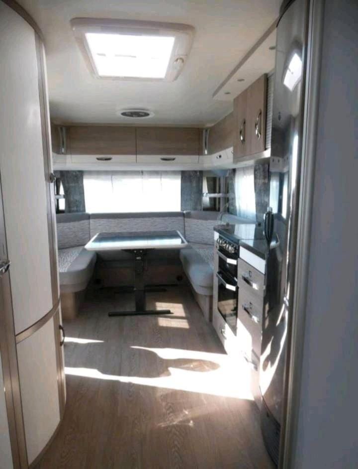 Bed, Kitchen or kitchenette, Photo of the whole room, Dining area, Bedroom, minibar, oven, pet friendly, stove