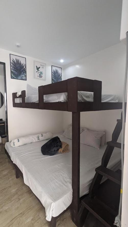 bunk bed