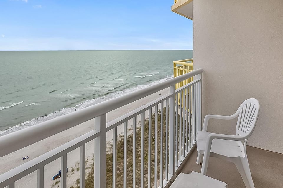 Patio, Day, Natural landscape, View (from property/room), Balcony/Terrace, Sea view