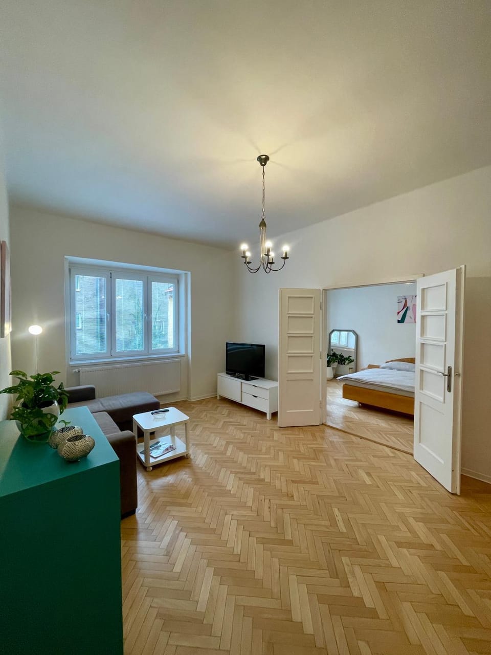 Communal lounge/ TV room