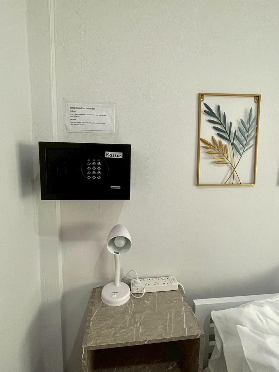 Photo of the whole room, Bedroom