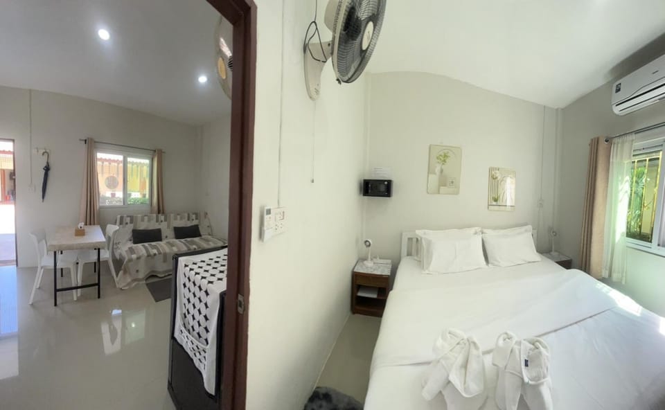 Yada House s&s House in Phuket