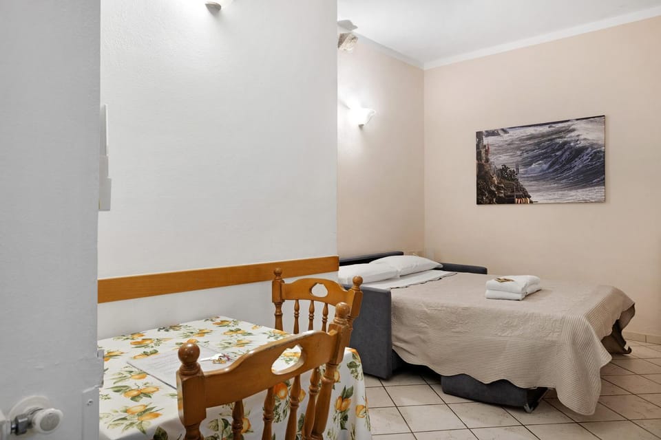 Property building, Living room, Bedroom